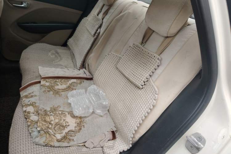 Used Fiat Viaggio 2012 1.4T Manual Enjoyment Edition Left Rear Seat