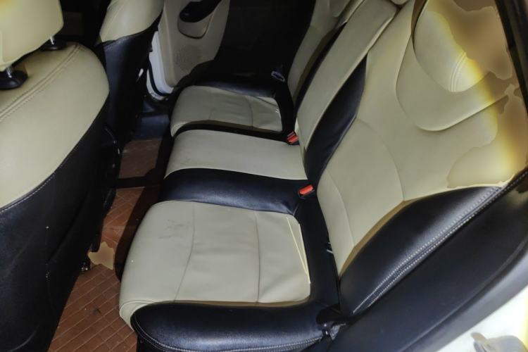 Used Fiat Viaggio 2012 1.4T Automatic Enjoyment Edition Left Rear Seat