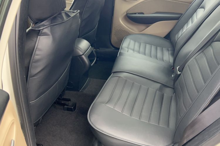 Used Fiat Viaggio 2012 1.4T Manual Enjoyment Edition Left Rear Seat