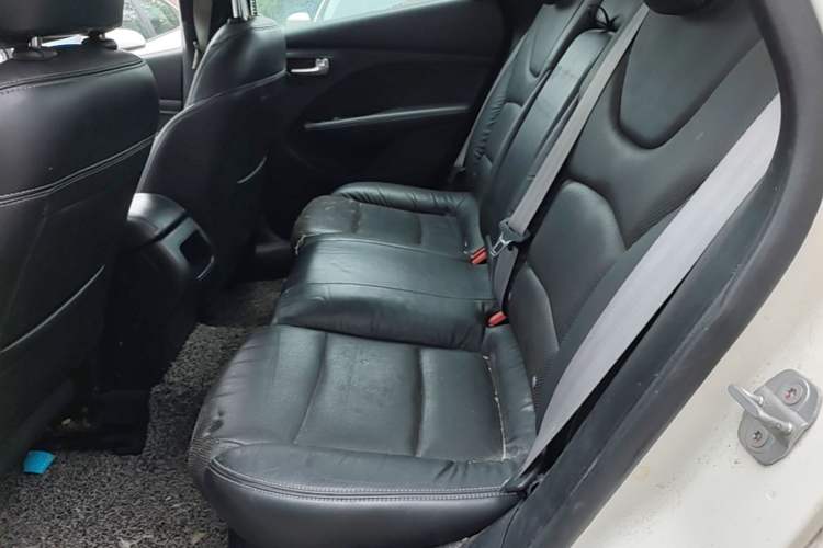 Used Fiat Viaggio 2012 1.4T Automatic Jingxiang Edition Left Rear Seat