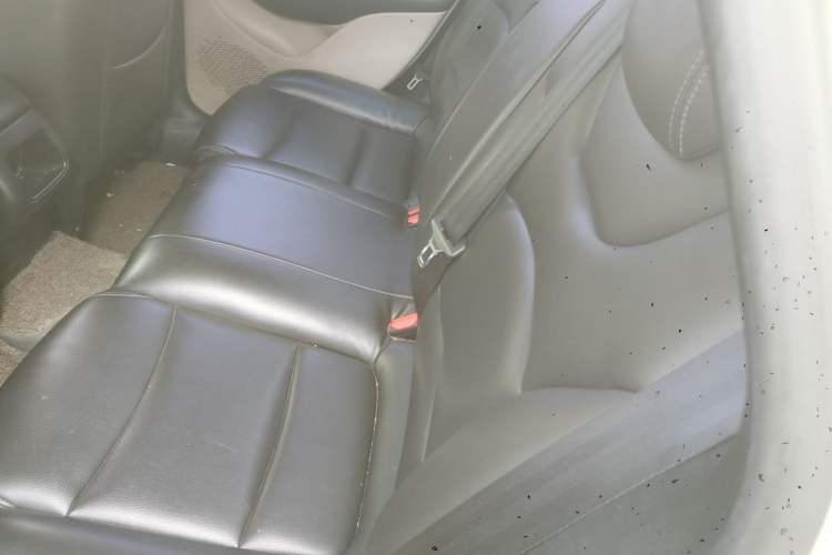 Used Fiat Viaggio 2012 1.4T Automatic Enjoyment Edition Left Rear Seat