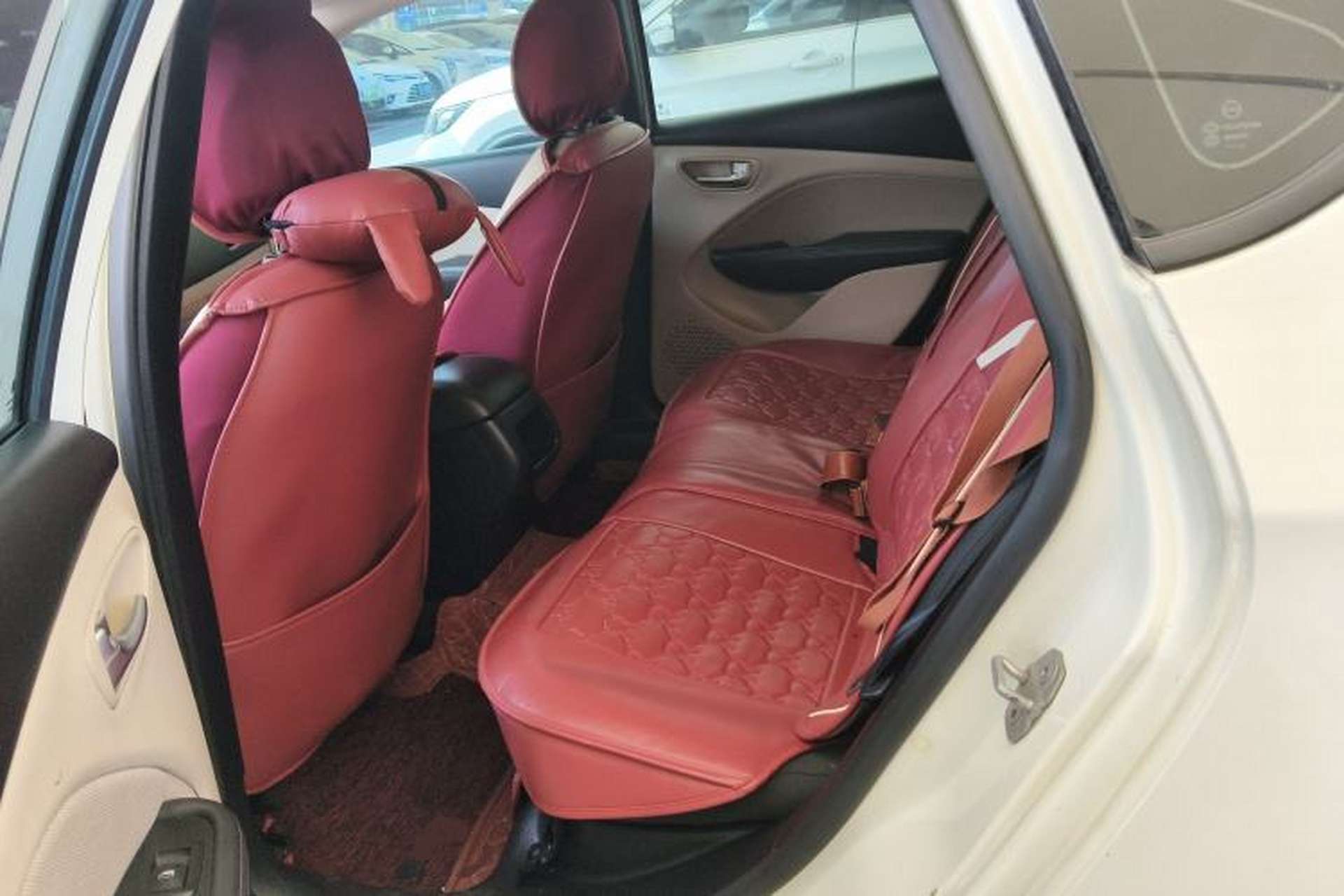 Used Fiat Viaggio 2012 1.4T Automatic Enjoyment Edition Left Rear Seat