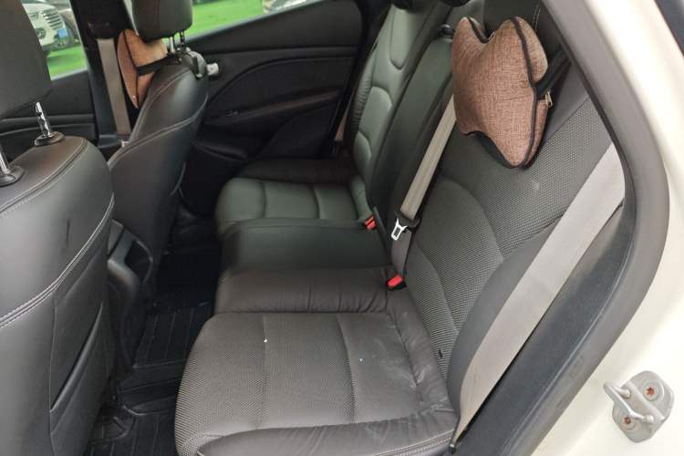 Used Fiat Viaggio 2012 1.4T Automatic Jingxiang Edition Left Rear Seat