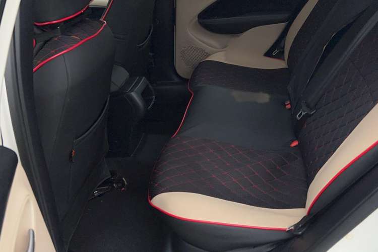 Used Fiat Viaggio 2012 1.4T Manual Enjoyment Edition Left Rear Seat
