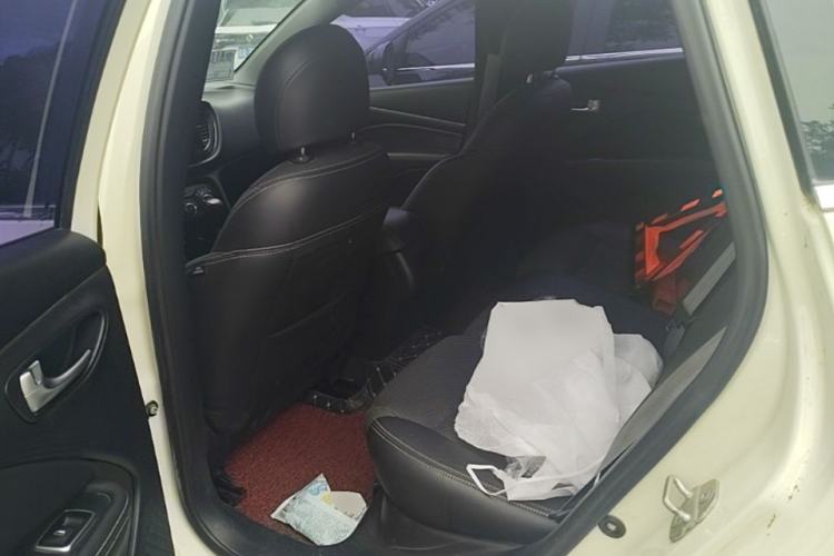 Used Fiat Viaggio 2012 1.4T Automatic Jingxiang Edition Left Rear Seat