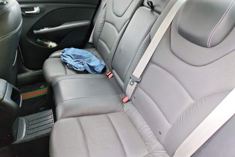 Used Fiat Viaggio 2012 1.4T Automatic Jingxiang Edition Left Rear Seat