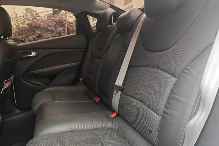 Used Fiat Viaggio 2012 1.4T Automatic Jingxiang Edition Left Rear Seat