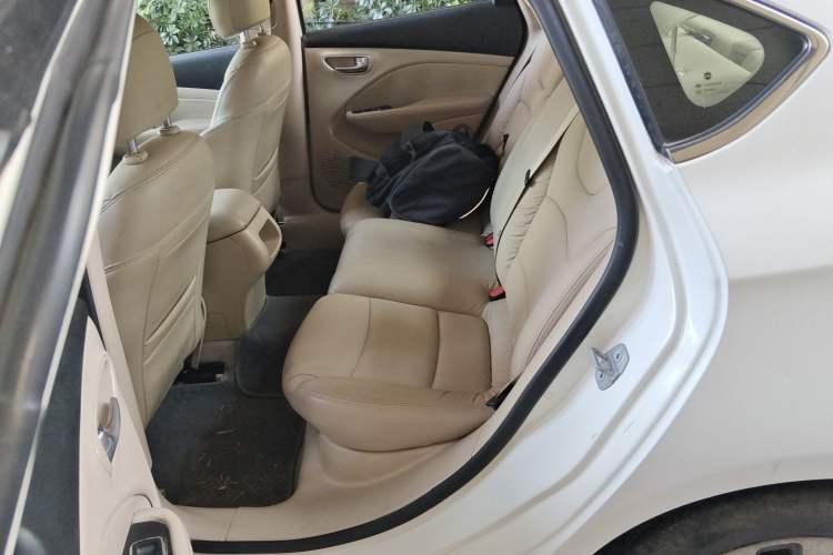 Used Fiat Viaggio 2012 1.4T Automatic Jingxiang Edition Left Rear Seat
