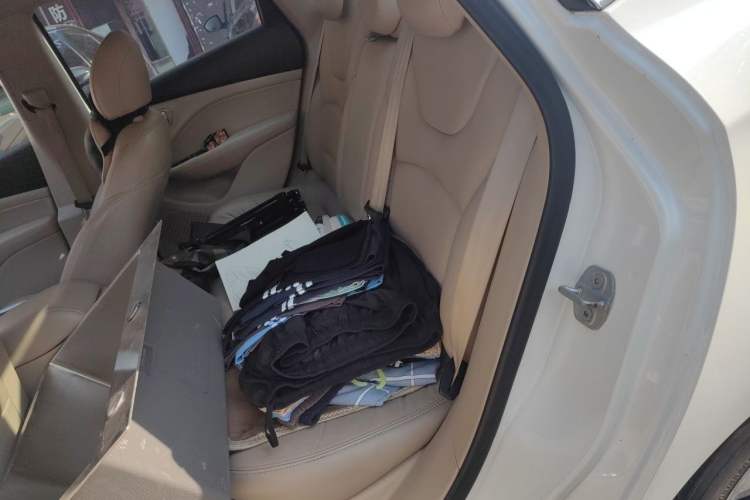 Used Fiat Viaggio 2012 1.4T Automatic Jingxiang Edition Left Rear Seat