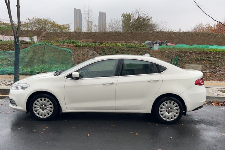 Used Fiat Viaggio 2012 1.4T Manual Enjoyment Edition Left Side