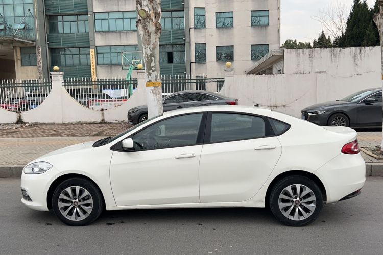 Used Fiat Viaggio 2012 1.4T Manual Enjoyment Edition Left Side