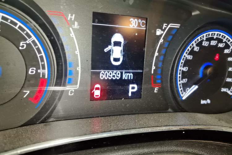 Used Fiat Viaggio 2012 1.4T Automatic Jingxiang Edition Odometer Close Up