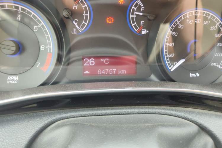 Used Fiat Viaggio 2012 1.4T Manual Enjoyment Edition Odometer Close Up