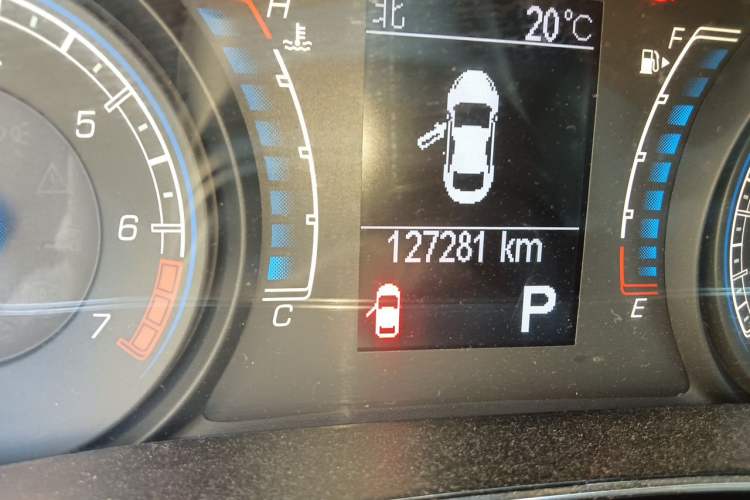 Used Fiat Viaggio 2012 1.4T Automatic Luxury Edition Odometer Close Up