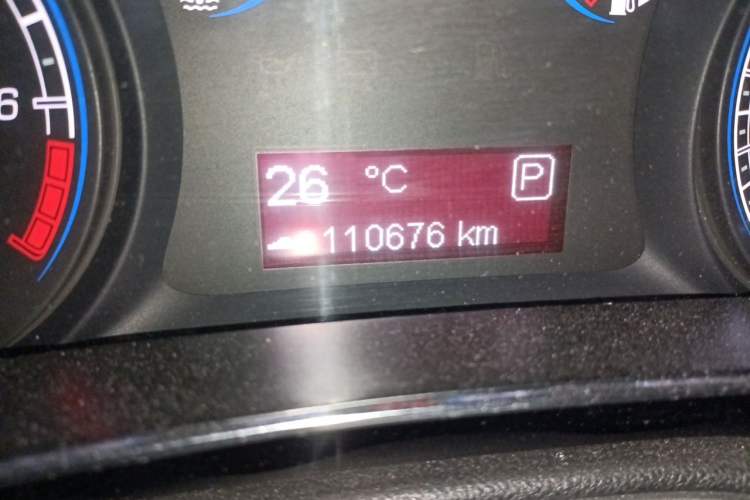 Used Fiat Viaggio 2012 1.4T Automatic Enjoyment Edition Odometer Close Up