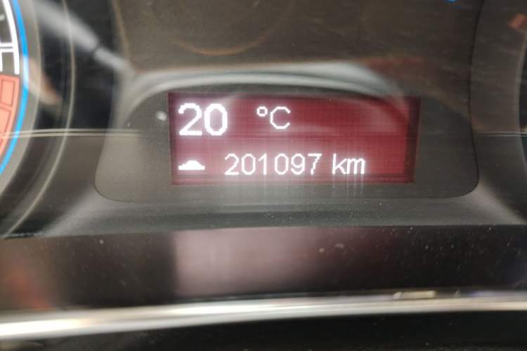 Used Fiat Viaggio 2012 1.4T Manual Enjoyment Edition Odometer Close Up