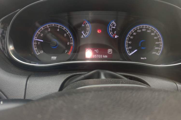 Used Fiat Viaggio 2012 1.4T Automatic Enjoyment Edition Odometer Close Up