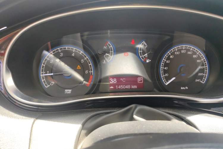 Used Fiat Viaggio 2012 1.4T Automatic Enjoyment Edition Odometer Close Up