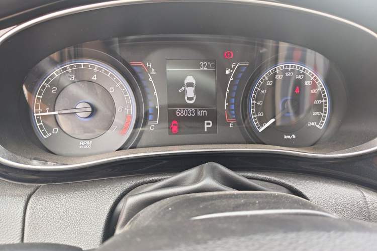 Used Fiat Viaggio 2012 1.4T Automatic Jingxiang Edition Odometer Close Up