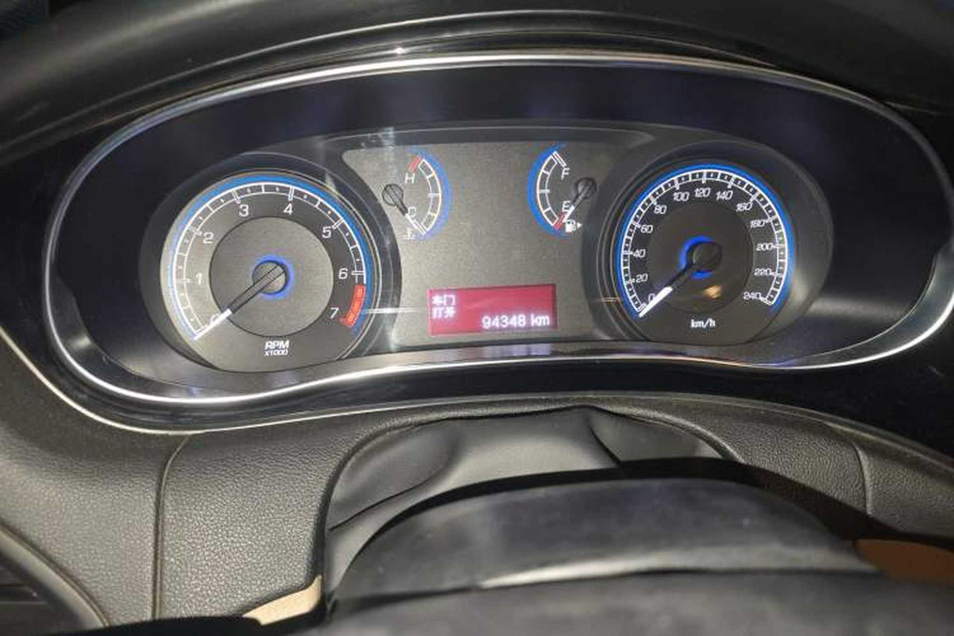 Used Fiat Viaggio 2012 1.4T Manual Enjoyment Edition Odometer Close Up