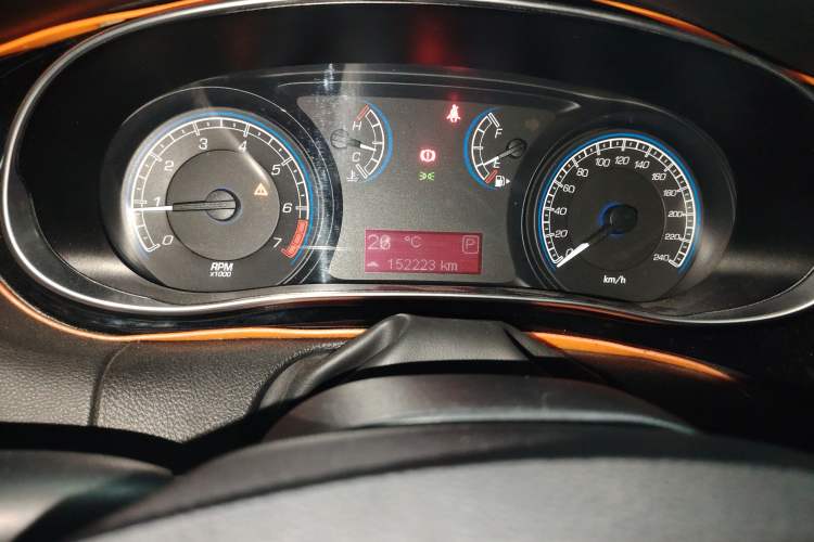 Used Fiat Viaggio 2012 1.4T Automatic Enjoyment Edition Odometer Close Up