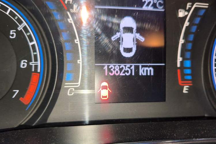 Used Fiat Viaggio 2012 1.4T Manual Enjoyment Edition Odometer Close Up