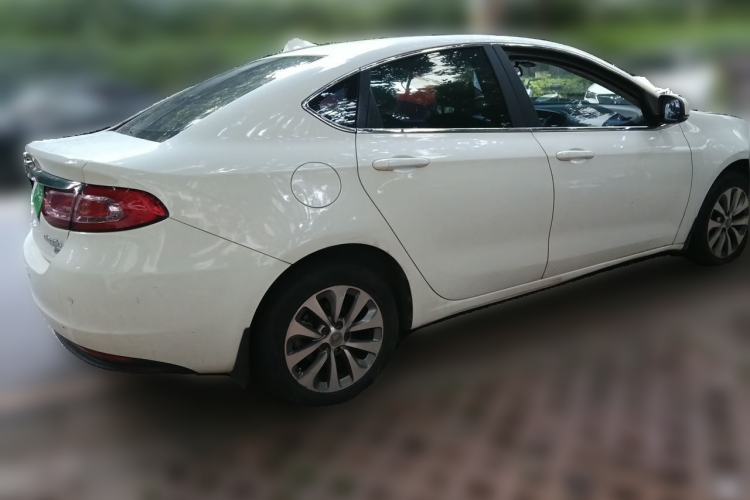 Used Fiat Viaggio 2012 1.4T Automatic Enjoyment Edition Rear Right 45 Deg
