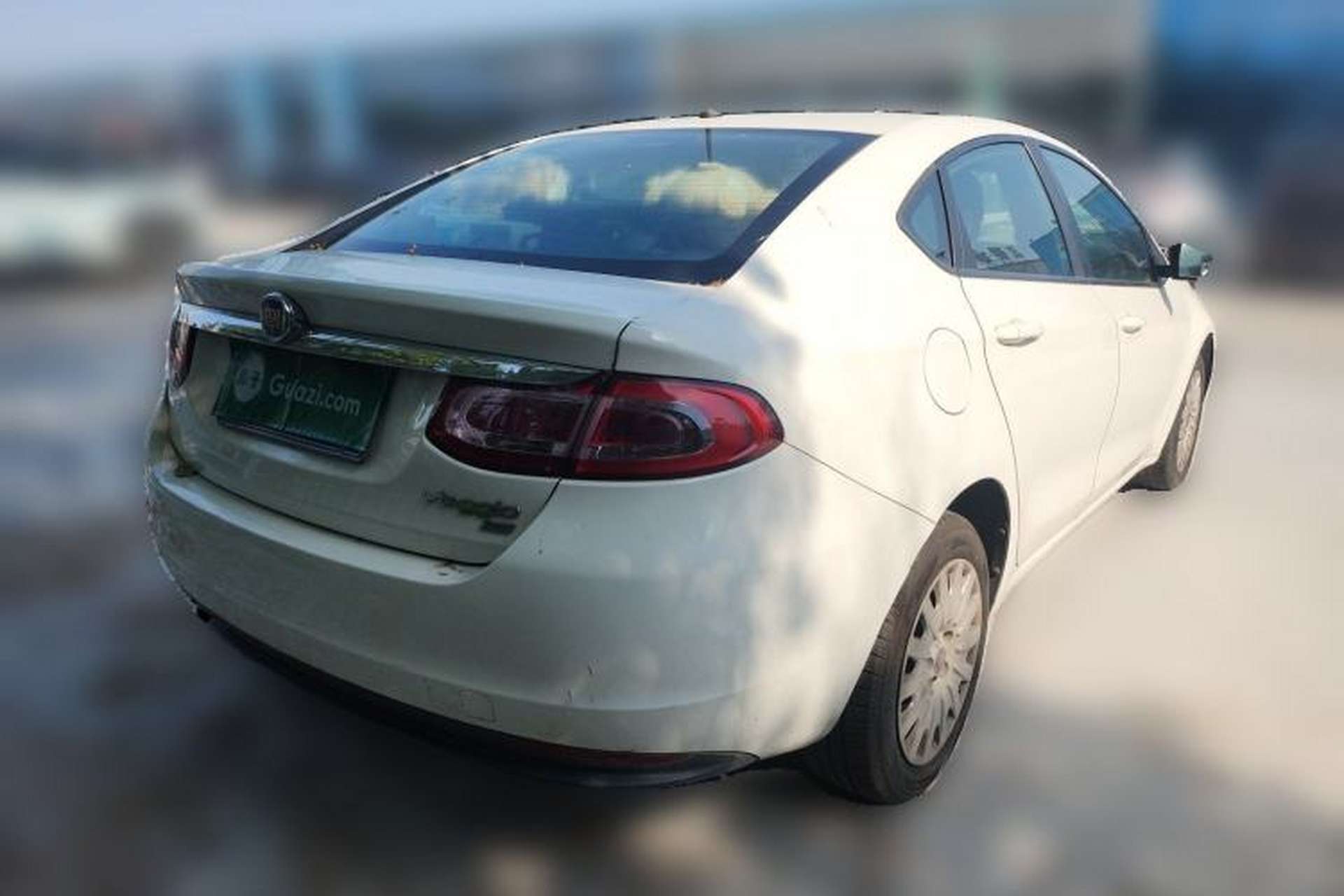 Used Fiat Viaggio 2012 1.4T Manual Enjoyment Edition Rear Right 45 Deg