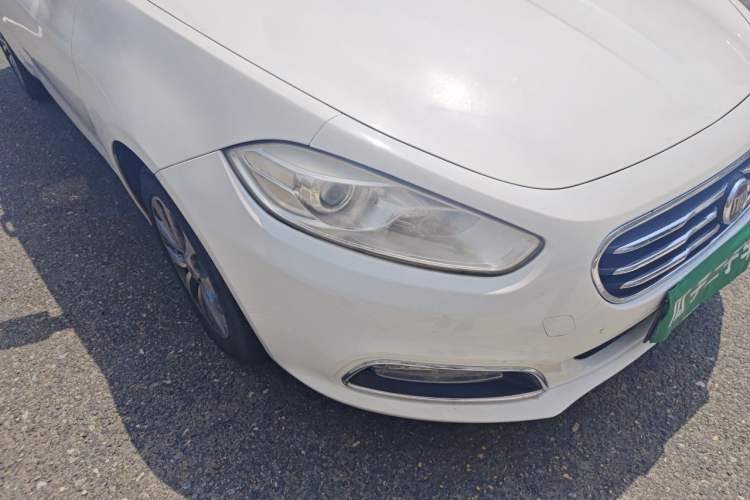 Used Fiat Viaggio 2012 1.4T Automatic Jingxiang Edition Right Front Headlight