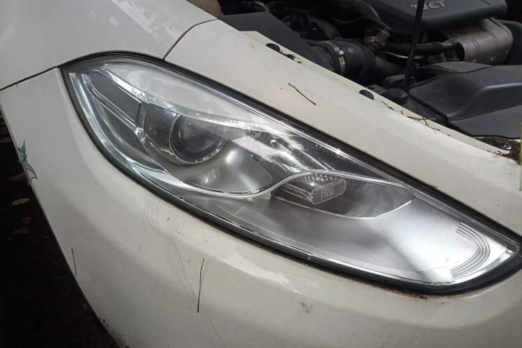 Used Fiat Viaggio 2012 1.4T Automatic Jingxiang Edition Right Front Headlight