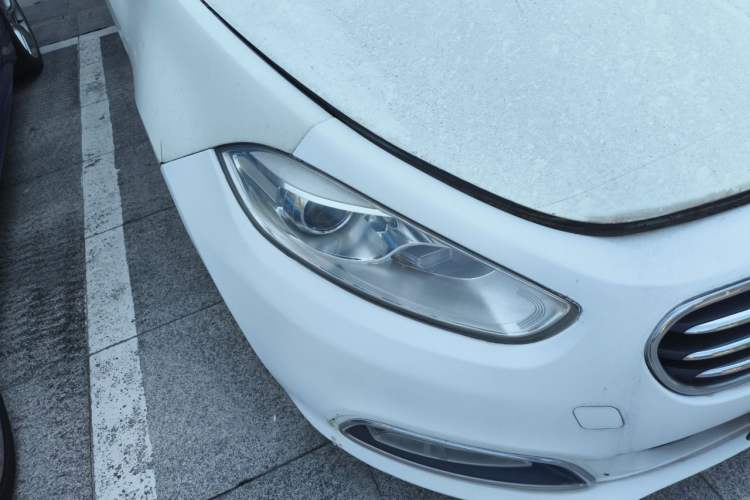 Used Fiat Viaggio 2012 1.4T Automatic Jingxiang Edition Right Front Headlight