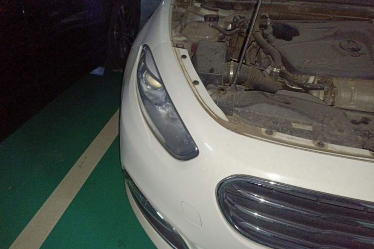 Used Fiat Viaggio 2012 1.4T Automatic Jingxiang Edition Right Front Headlight