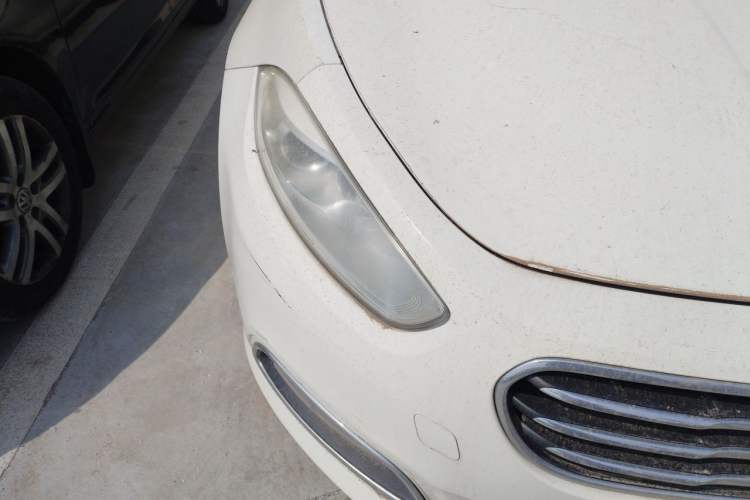 Used Fiat Viaggio 2012 1.4T Automatic Enjoyment Edition Right Front Headlight