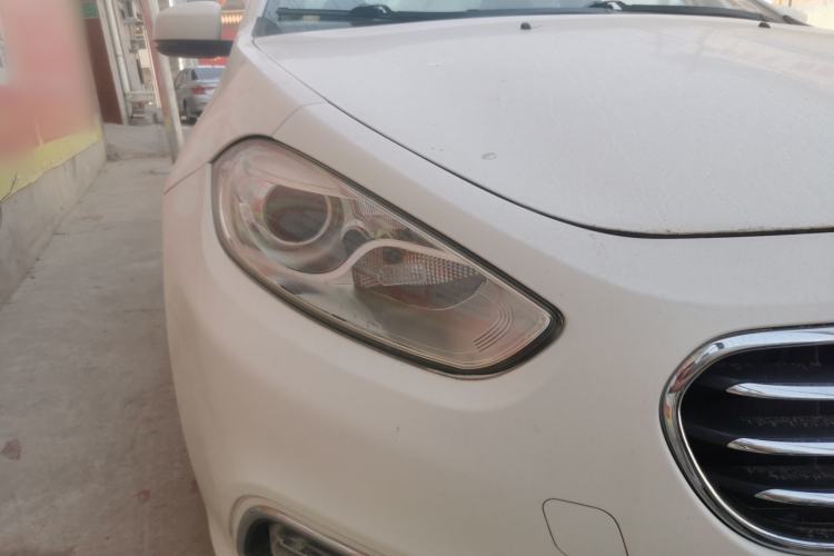Used Fiat Viaggio 2012 1.4T Automatic Jingxiang Edition Right Front Headlight