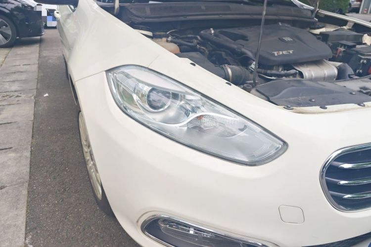 Used Fiat Viaggio 2012 1.4T Automatic Enjoyment Edition Right Front Headlight
