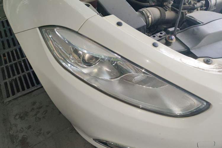 Used Fiat Viaggio 2012 1.4T Automatic Jingxiang Edition Right Front Headlight