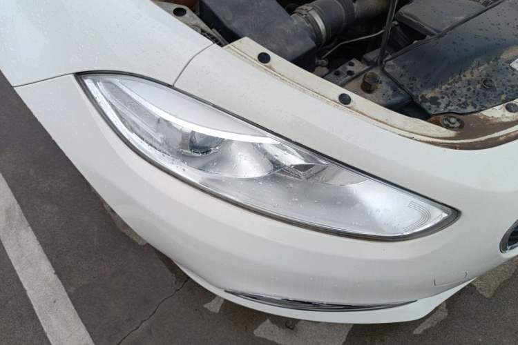 Used Fiat Viaggio 2012 1.4T Automatic Enjoyment Edition Right Front Headlight