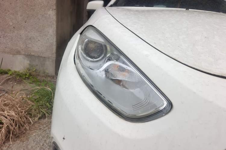 Used Fiat Viaggio 2012 1.4T Automatic Jingxiang Edition Right Front Headlight