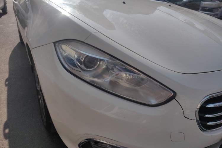 Used Fiat Viaggio 2012 1.4T Automatic Jingxiang Edition Right Front Headlight