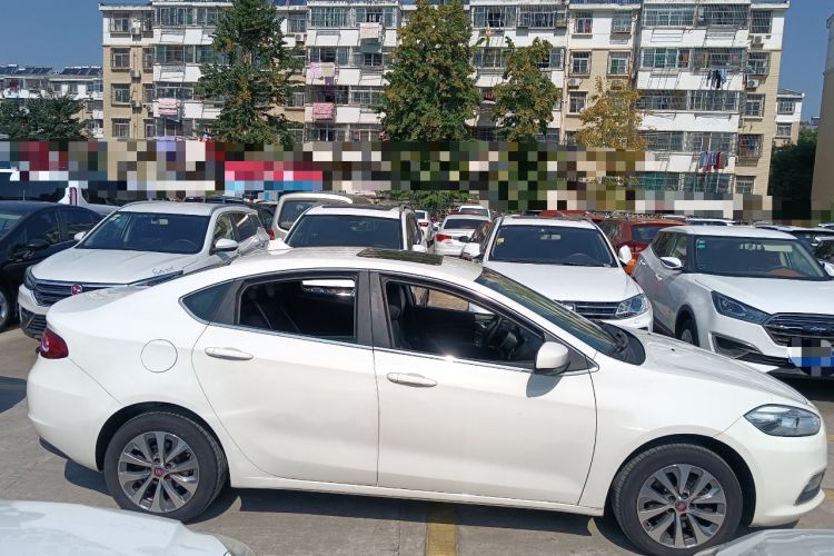 Used Fiat Viaggio 2012 1.4T Automatic Jingxiang Edition Right Side