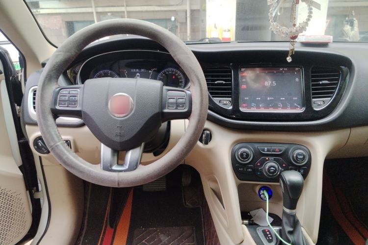 Used Fiat Viaggio 2012 1.4T Automatic Luxury Edition Steering Wheel