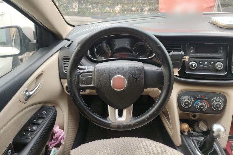 Used Fiat Viaggio 2012 1.4T Manual Enjoyment Edition Steering Wheel