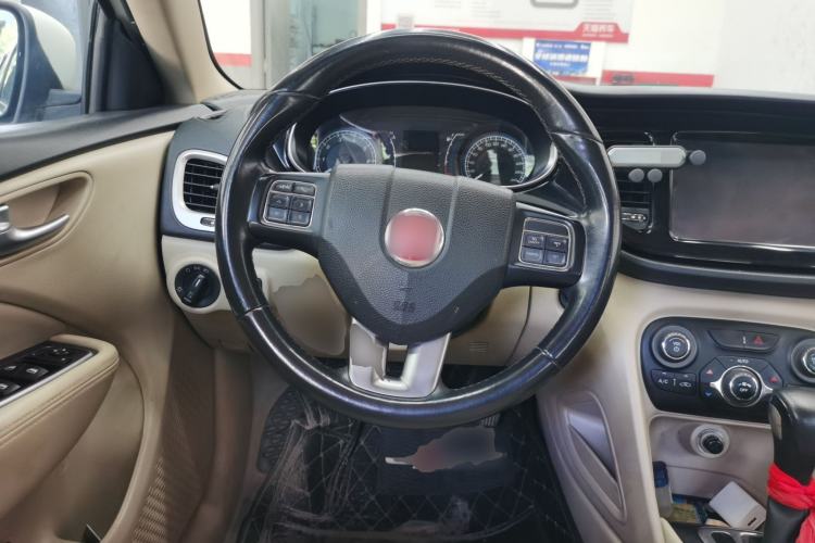 Used Fiat Viaggio 2012 1.4T Automatic Luxury Edition Steering Wheel