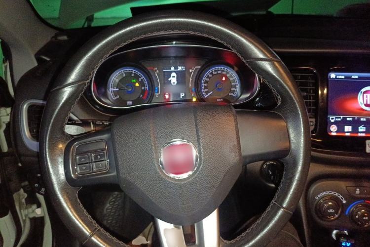 Used Fiat Viaggio 2012 1.4T Automatic Jingxiang Edition Steering Wheel