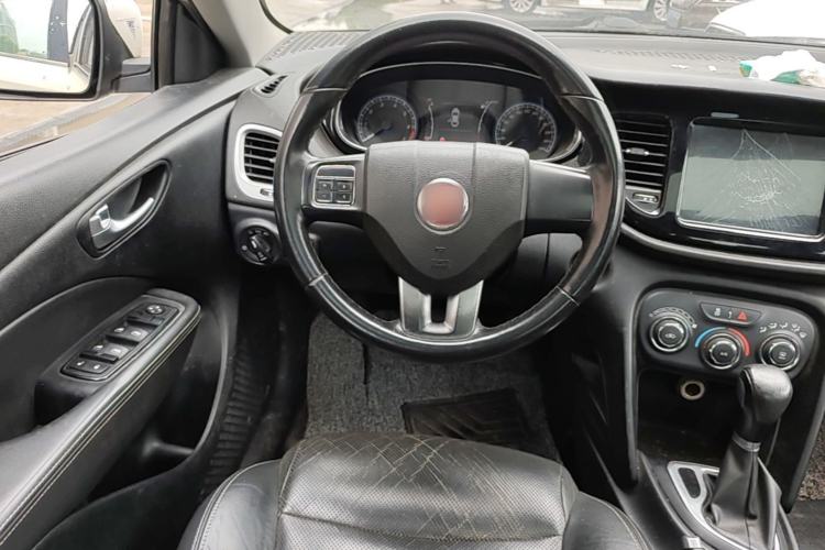 Used Fiat Viaggio 2012 1.4T Automatic Jingxiang Edition Steering Wheel