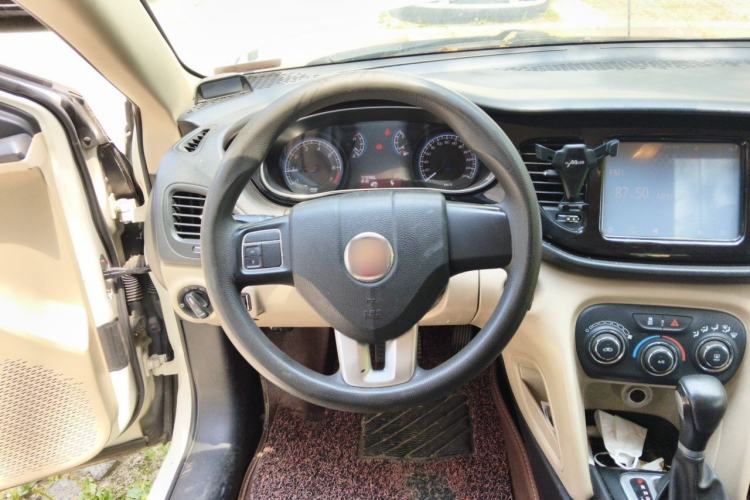 Used Fiat Viaggio 2012 1.4T Automatic Enjoyment Edition Steering Wheel