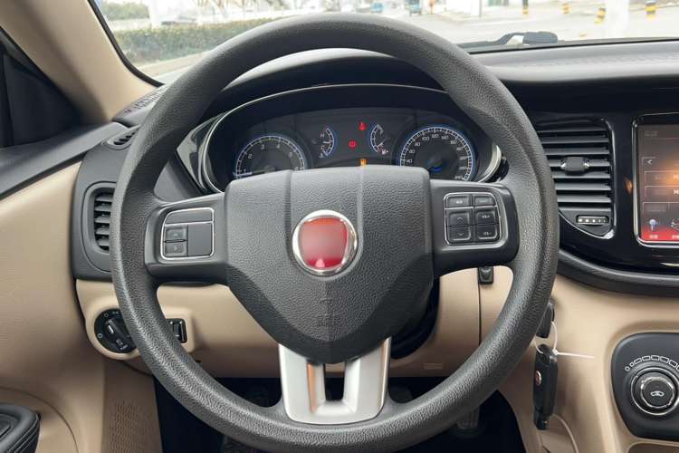 Used Fiat Viaggio 2012 1.4T Manual Enjoyment Edition Steering Wheel