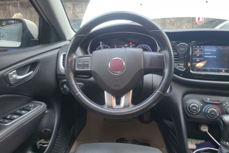 Used Fiat Viaggio 2012 1.4T Automatic Jingxiang Edition Steering Wheel