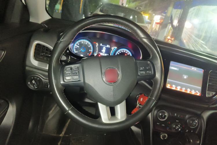 Used Fiat Viaggio 2012 1.4T Automatic Luxury Edition Steering Wheel