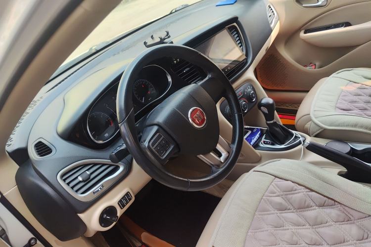 Used Fiat Viaggio 2012 1.4T Automatic Jingxiang Edition Steering Wheel